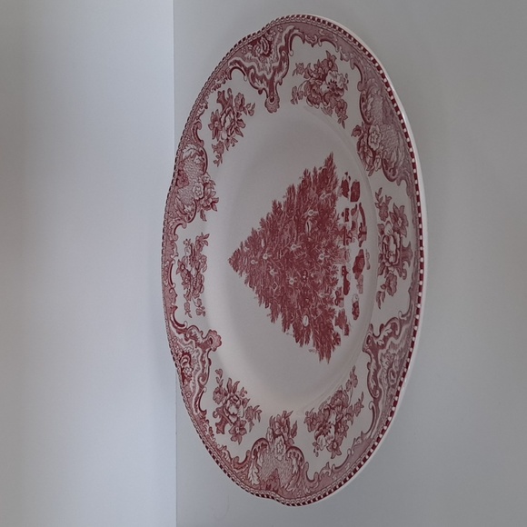 Johnson Brothers Old Britain Castles Pink Dinner Plate with Tree. | 10.5" - Picture 4 of 7